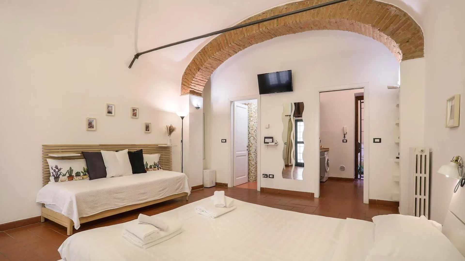 L'Antica Concia - Sweet Dreams In Florence 0*,  Italy